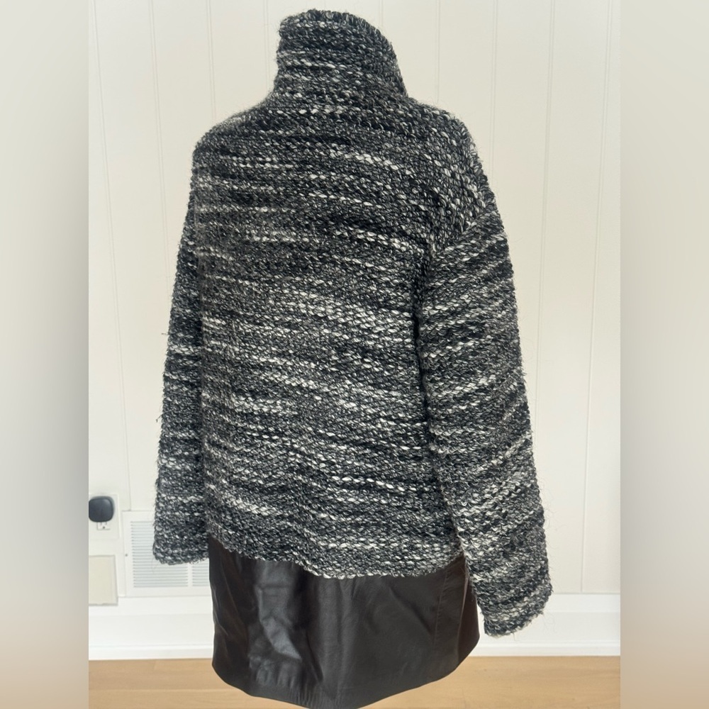 Danier Italian Leather Trim Bouclé Jacket Black Gray Textured XS Made in Canada - Picture 2 of 11